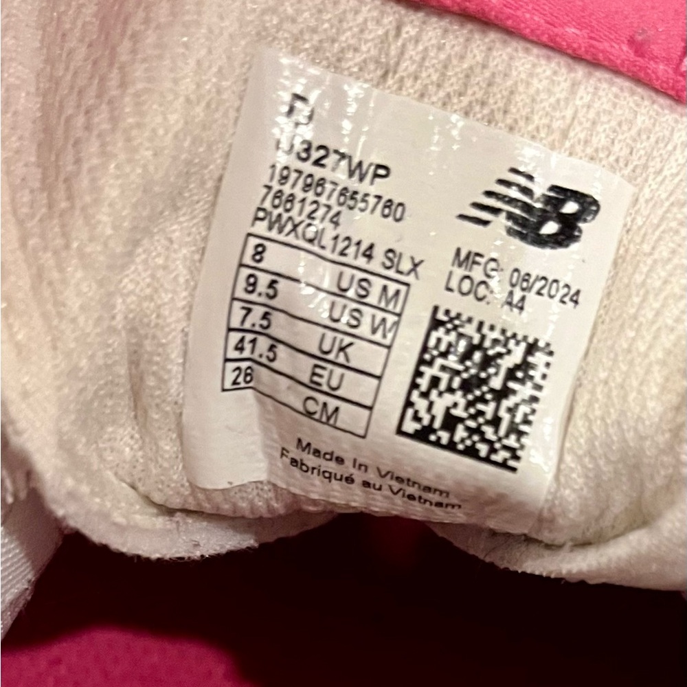 New Balance 327 x FIGS Pink, white/cream
Size Women’s 9.5 - Picture 13 of 13